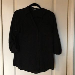 Express button up blouse with front pockets